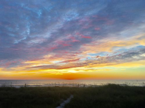 3201 Maritana Dr, Saint Petersburg FL  33706-4036 exterior