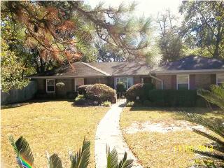 924 Imperial Dr, Mobile, AL 36608-4351