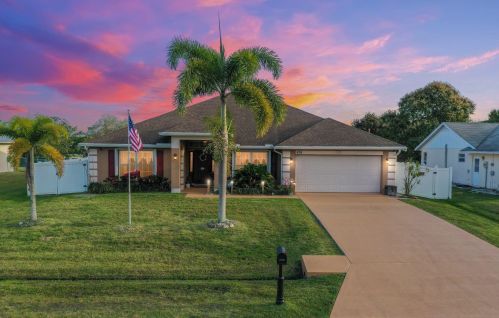 426 Tray Ter, Fort Pierce, FL 34983-4518