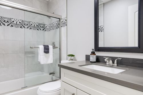 554 Worley Ave, Sunnyvale CA  94085-3737 exterior