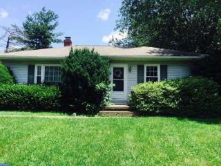733 Walnut St, Perkasie, PA 18944-2423