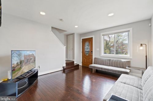 800 Burns St, Washington, DC 20019-4915