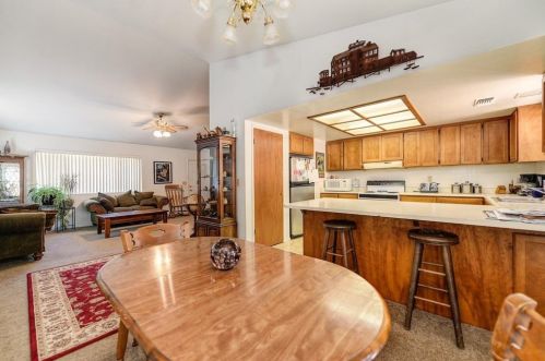 16609 Patricia Way, Grass Valley CA  95949-7304 exterior