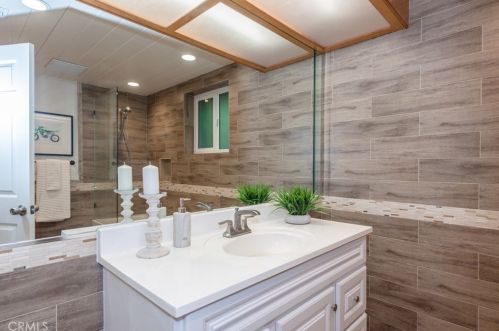 1800 Buenos Aires Dr, Covina CA  91724-3901 exterior