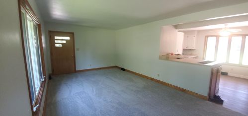 407 Acorn Rd, West Bend, WI 53090-1603