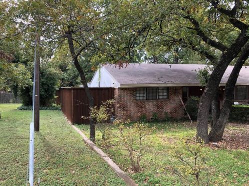 1726 Union Bower Rd, Irving, TX 75061-7945