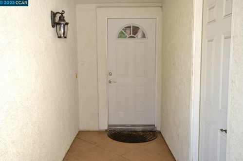 1982 Newport Dr, West Pittsburg CA  exterior