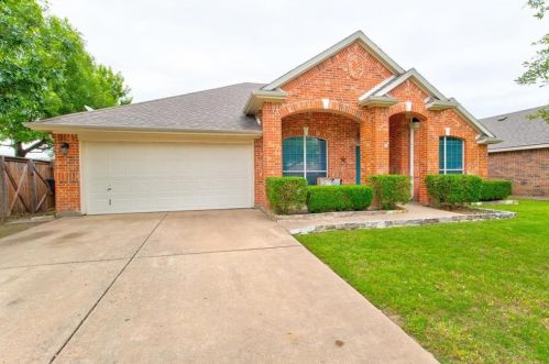 9020 Wheatfield Trl, Fort Worth, TX 76179-8154