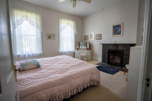 1571 Dyer Rd, Darbydale OH  43123-9738 exterior