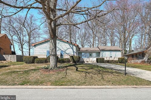 6 Graybill Ct, Hanover, PA 17331-9380