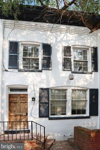 1207 33rd St, Washington DC  20007-3202 exterior