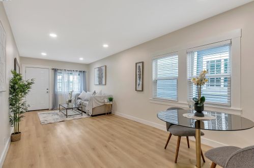 2041 98th Ave, Oakland, CA 94603-2729