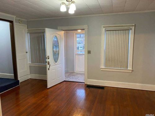 130-56 118th St, Jamaica, NY 11420-2393