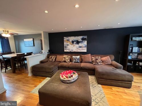 12218 Aster Rd, Philadelphia, PA 19154-1704