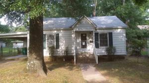 1412 Detroit Ave, Russellville, AR 72801-6856