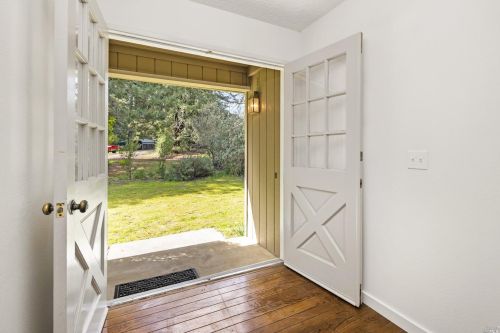 13228 Dupont Rd, Sebastopol CA  95472-9787 exterior