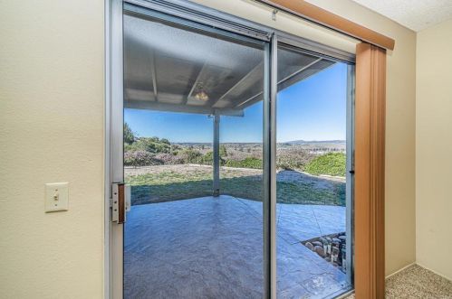 3866 San Pablo Ave, Oceanside CA  92057-7208 exterior