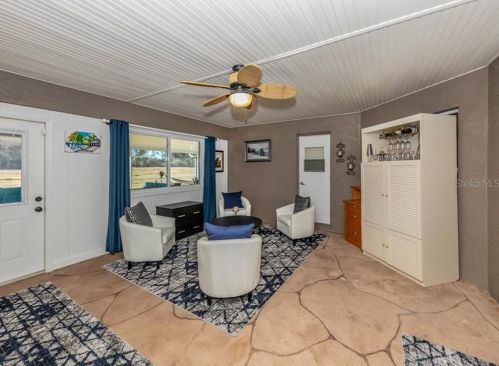 8313 Lightfoot Dr, Nokomis FL  34275-3211 exterior