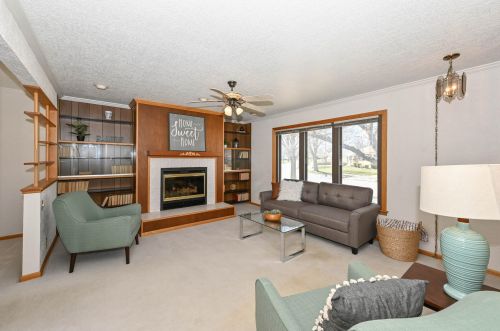 6130 18th St, Milwaukee, WI 53221-5046