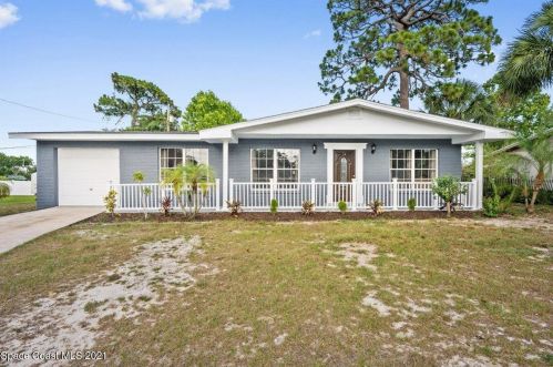 4305 Rosehill Ave, Titusville, FL 32780-6457