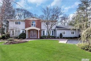 9 Claverton Ct, Huntington Station, NY 11747-3413