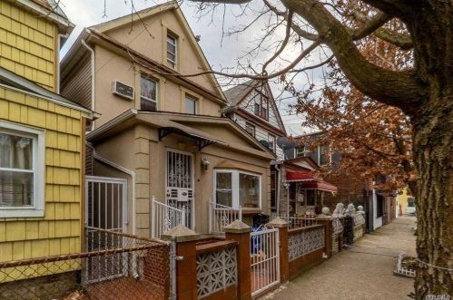 150-12 107th Ave, Jamaica, NY 11433-1318