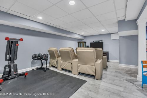 34 Windsor Dr, Little Silver NJ  07739-1311 exterior