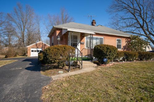 122 Circus St, Mount Olive, OH 45106-1160