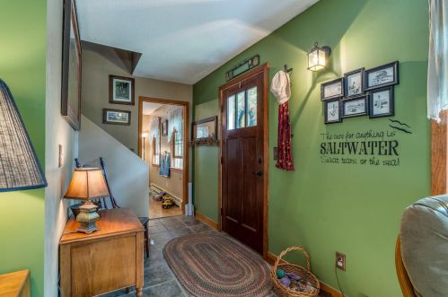 56 Fox Garrison Rd, Lee NH  03861-6338 exterior