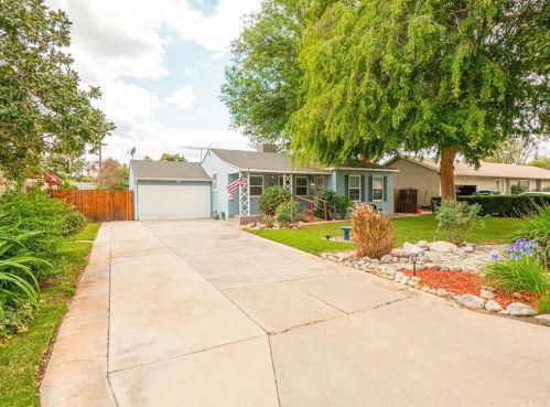 4684 Linwood Pl, Riverside, CA 92506-1029