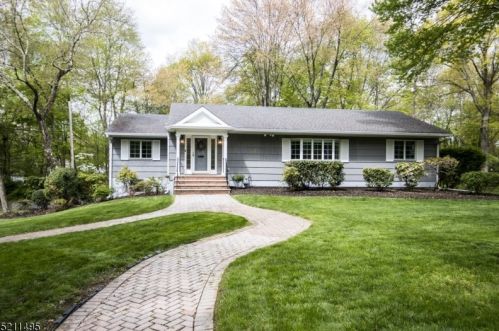 83 Rutgers Ave, Berkeley Heights NJ  07922-1950 exterior