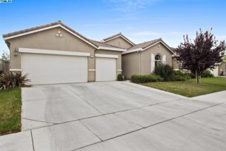 3509 Elowin Ave, Visalia, CA 93291-8436