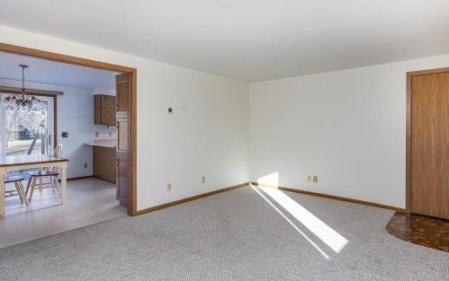 3570 Mardon Ln, Green Bay WI  54313-8212 exterior