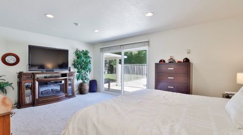 2032 Coolcrest Ave, Upland CA 91784-1242 exterior