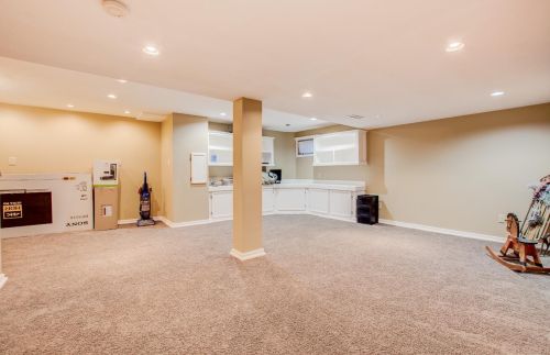 1513 Thornberry Rd, Amelia OH  45102-1772 exterior