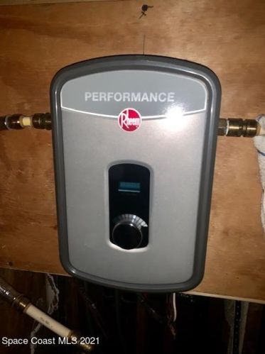 3315 Brockett Rd, Mims FL  32754-5678 exterior