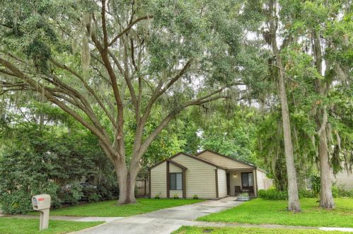 333 Kirkcaldy Dr, Casselberry, FL 32708-5308