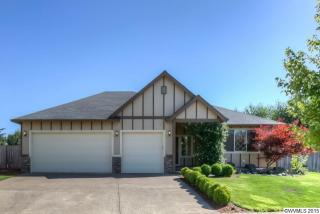 1000 Sage St, Silverton, OR 97381-1481