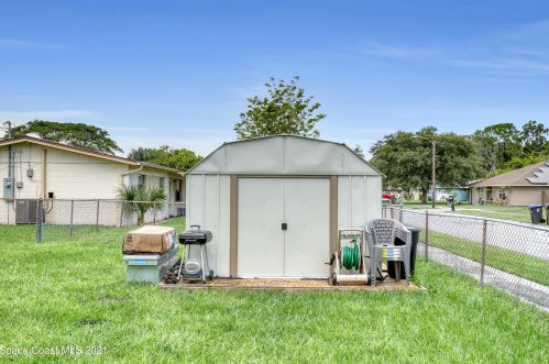 2720 Venus Dr, Titusville FL  32796-2510 exterior