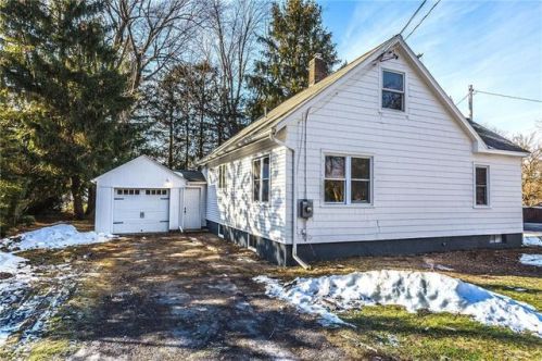 55 Curtice Park, Webster, NY 14580-3471