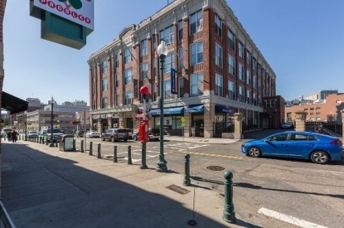 61 Brookline Ave, Boston MA  exterior