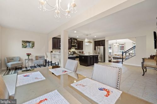 4318 Wisley Turn, Woodbridge VA  22192-7822 exterior