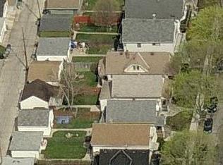 2655 15th St, Milwaukee, WI 53215-3311