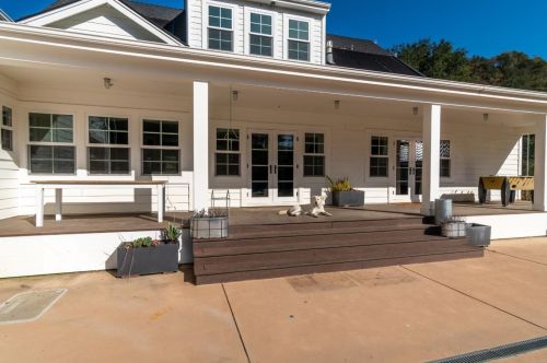 10555 Watsonville Rd, Gilroy CA  95020-9433 exterior