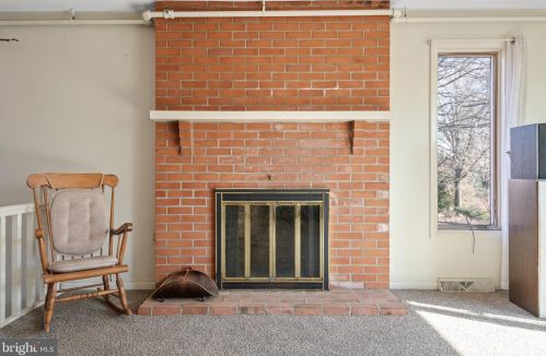 130 Delp Rd, Lancaster PA  17601-3906 exterior