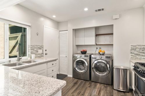 10510 Greenford Dr, San Diego, CA 92126-2829