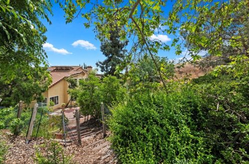 5807 Greens Dr, Riverside CA  92509-7327 exterior