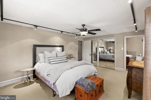 217 White Horse Pike, Camden NJ  08106-1307 exterior