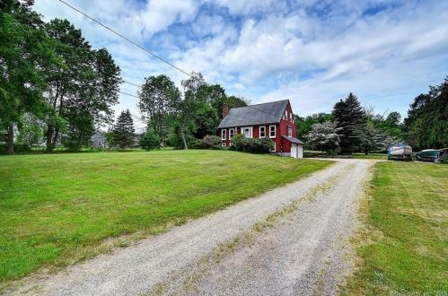 180 Old Colchester Rd, Amston, CT 06231-1322