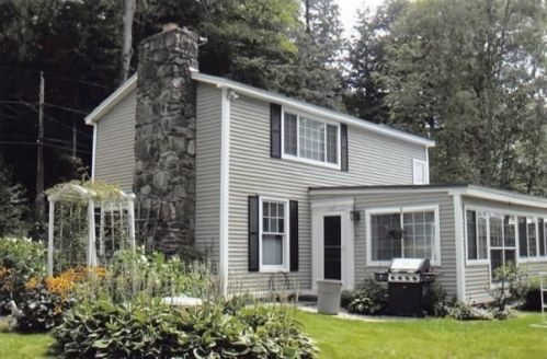 51 Shore Dr, Shutesbury, MA 01072-9763